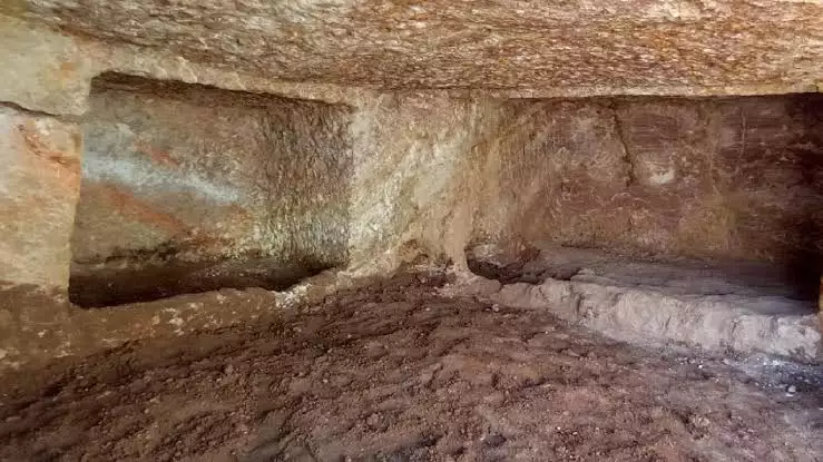 Turuş Kaya Mezarları